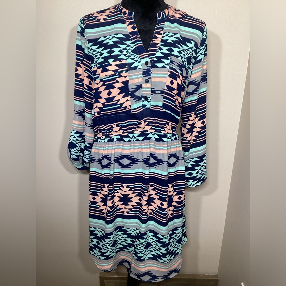 Justify Aztec Patterned Knee Length Dress Size Large